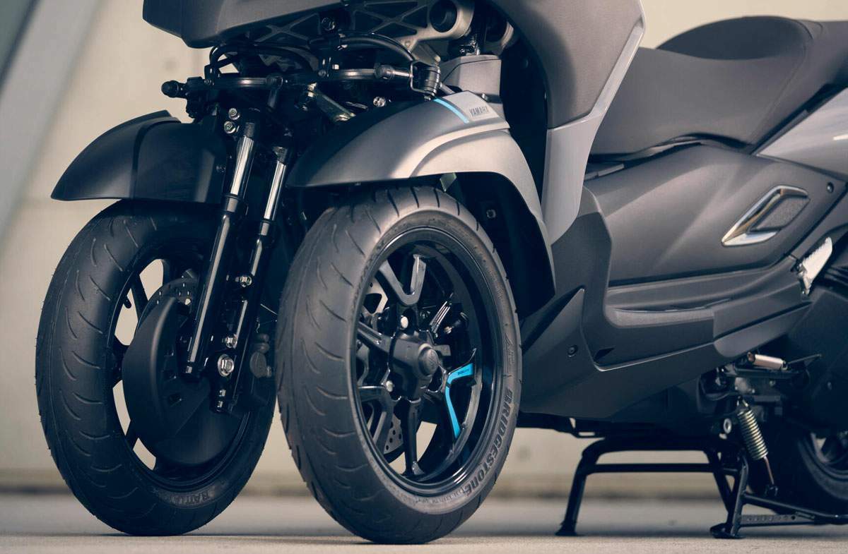 tricycle yamaha 300